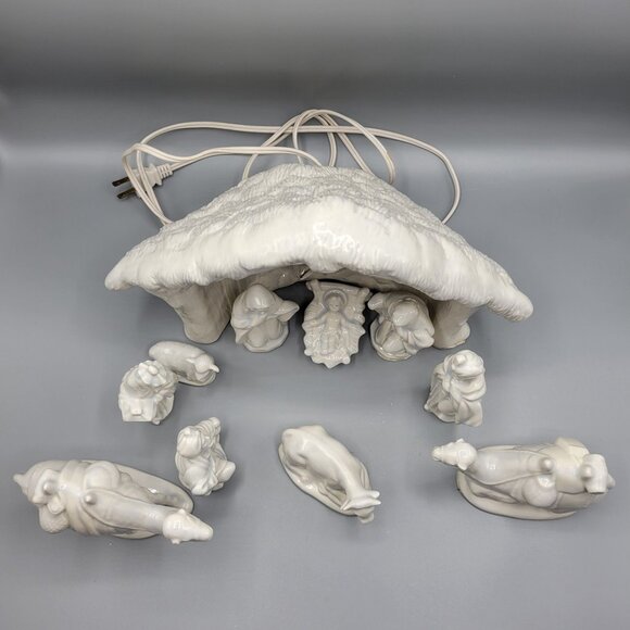 Vintage Ceramic Nativity Scene Set With Light Up Manger & Figurines Christmas - Picture 7 of 12